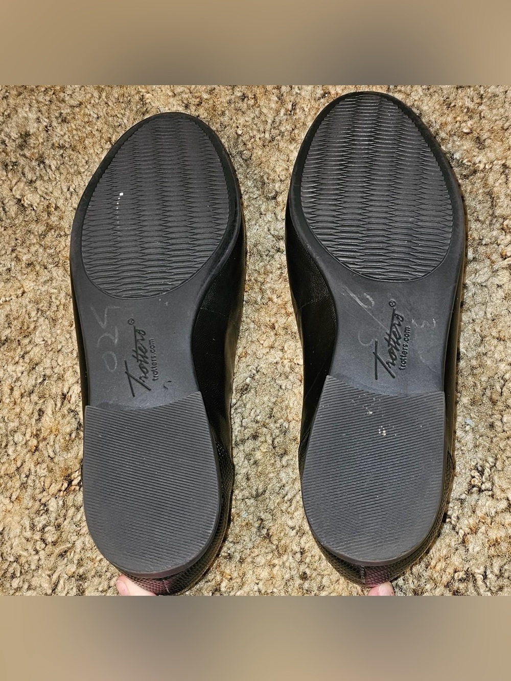 Trotters Loafers - Picture 4 of 5